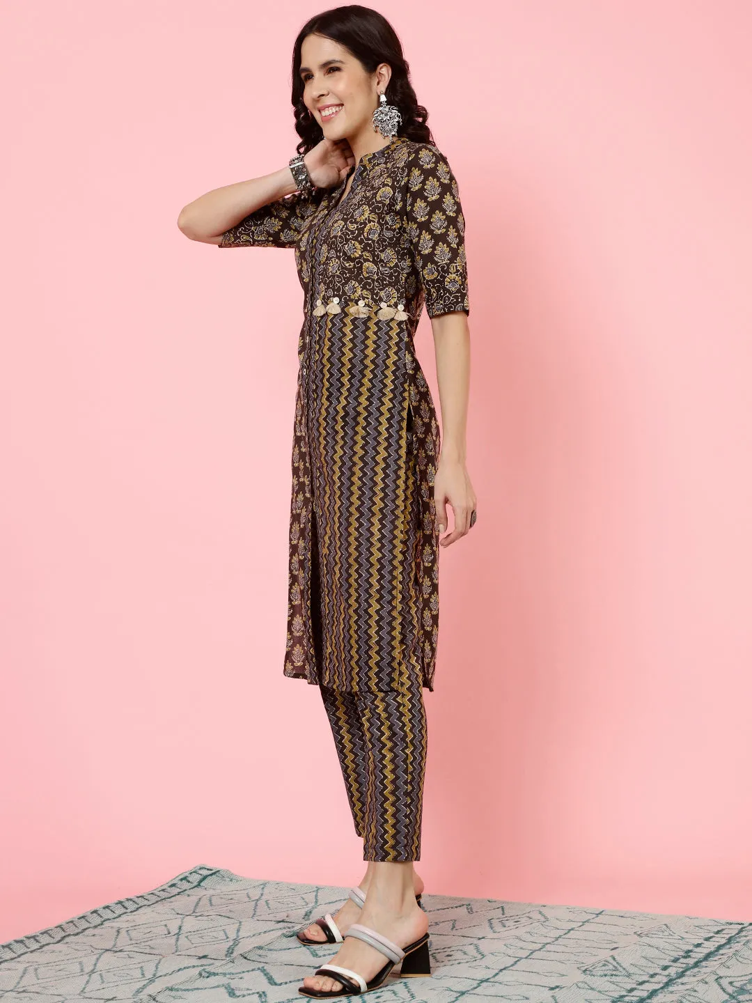 Charcoal Grey Ethnic Printed Straight Kurta With Pants