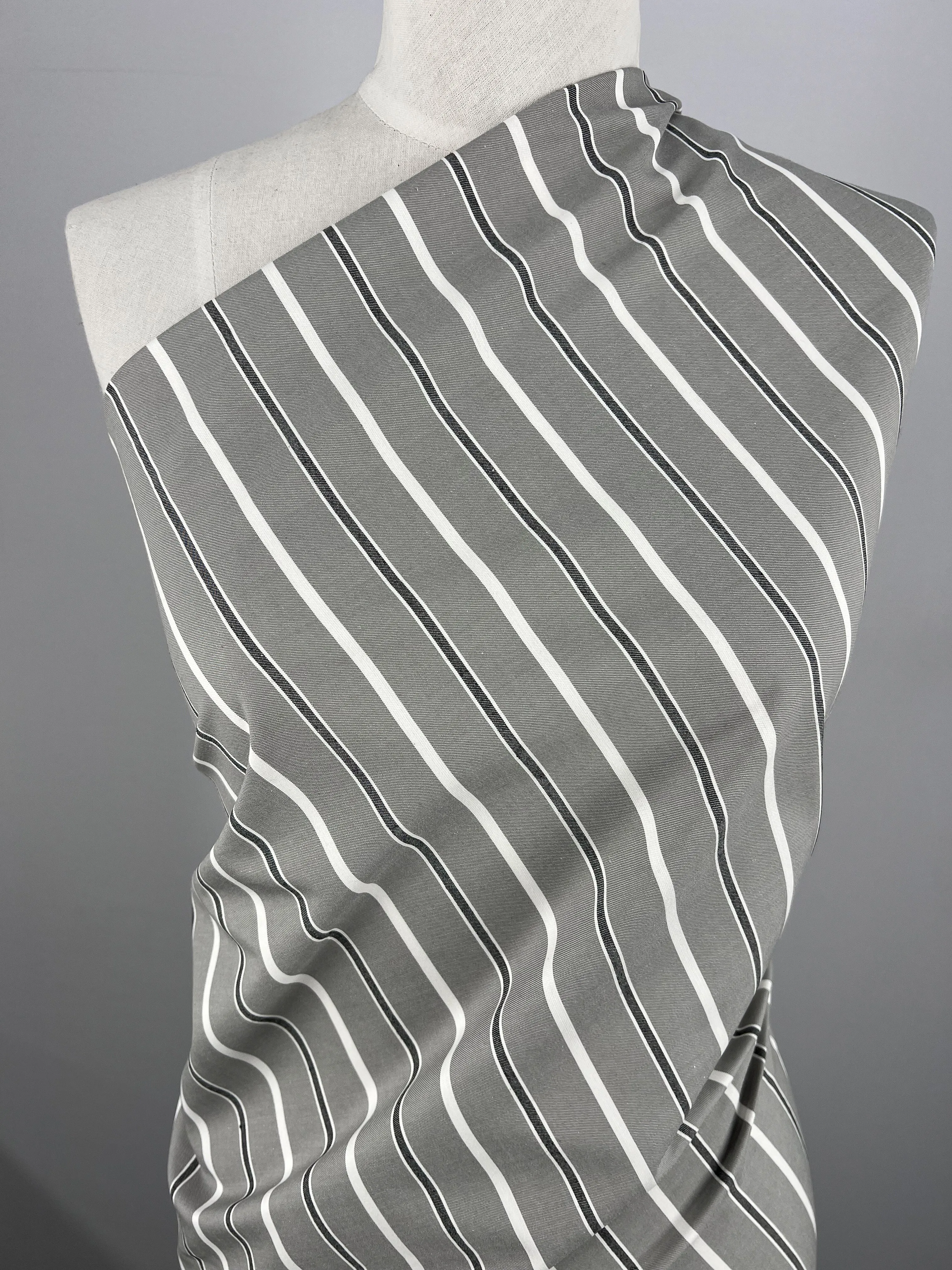 Cotton Twill - Monochrome - 153cm