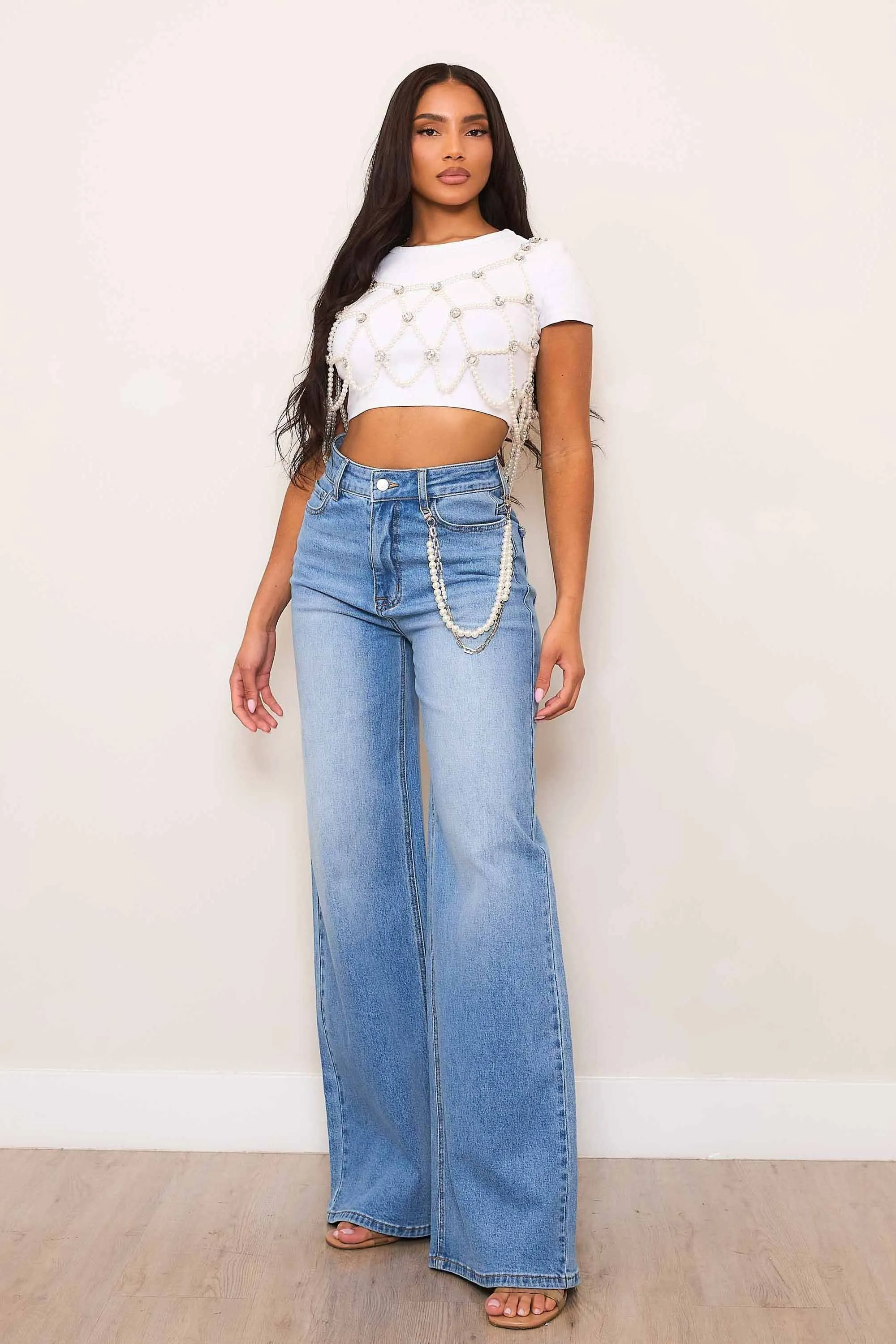 High-Rise Wide Leg Jeans With Pearl String