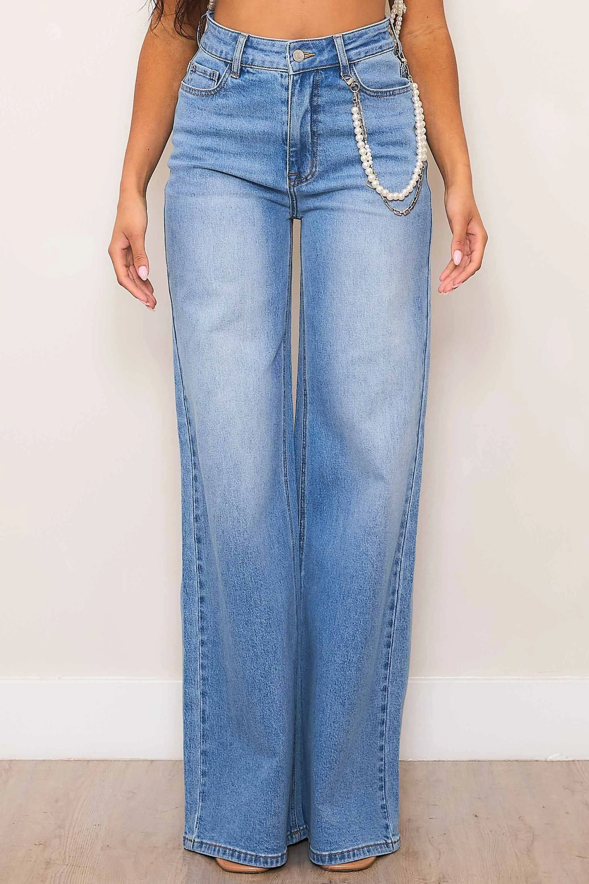 High-Rise Wide Leg Jeans With Pearl String