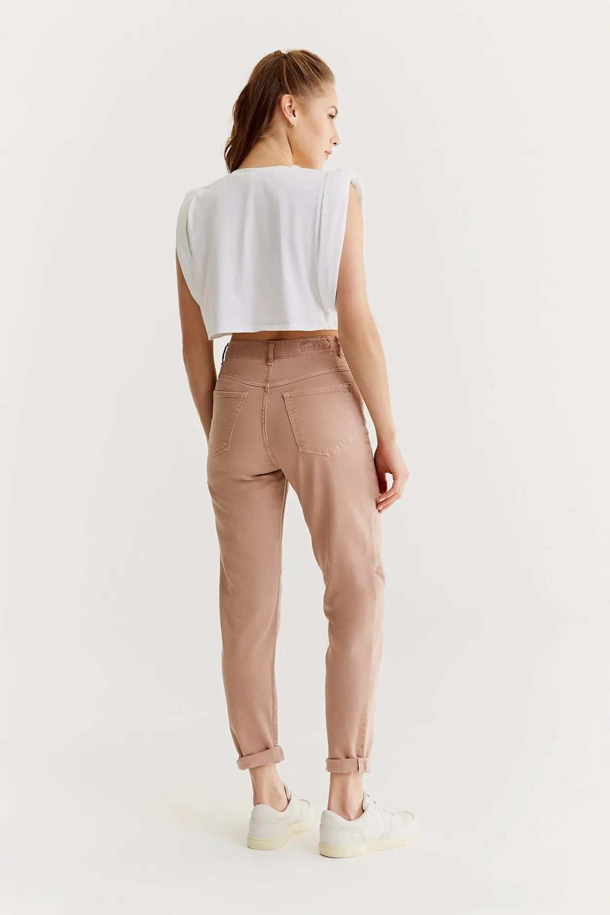 Lynn - Mid Waist 5 Pocket Mom Jeans - Dusty Rose