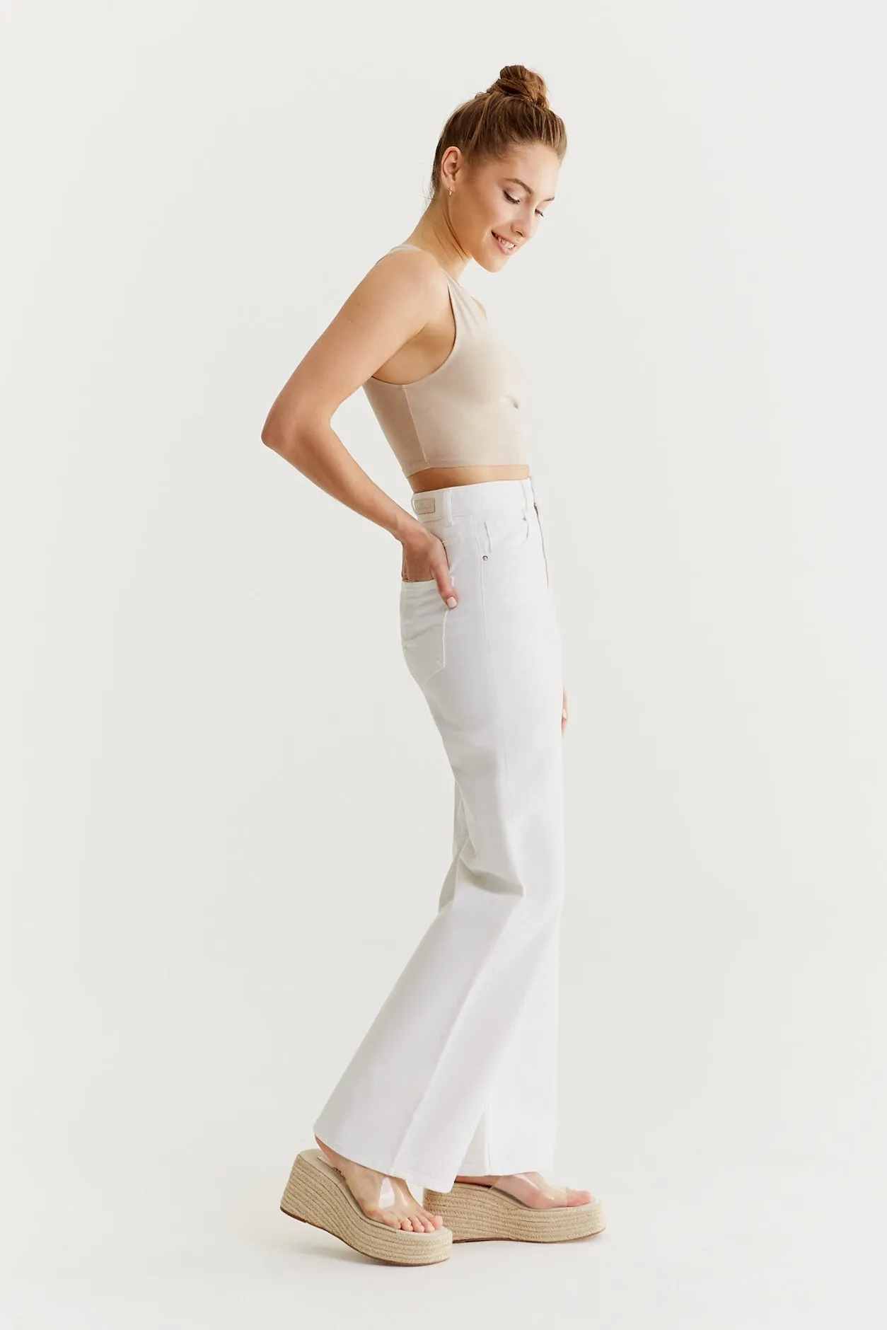 Maria - Ultra High Waist 5 Wide Leg Jeans - White