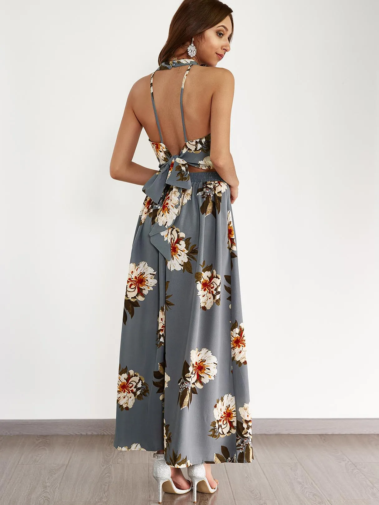 Wholesale Grey Halter Sleeveless Floral Print Backless Self-Tie Slit Hem Dresses